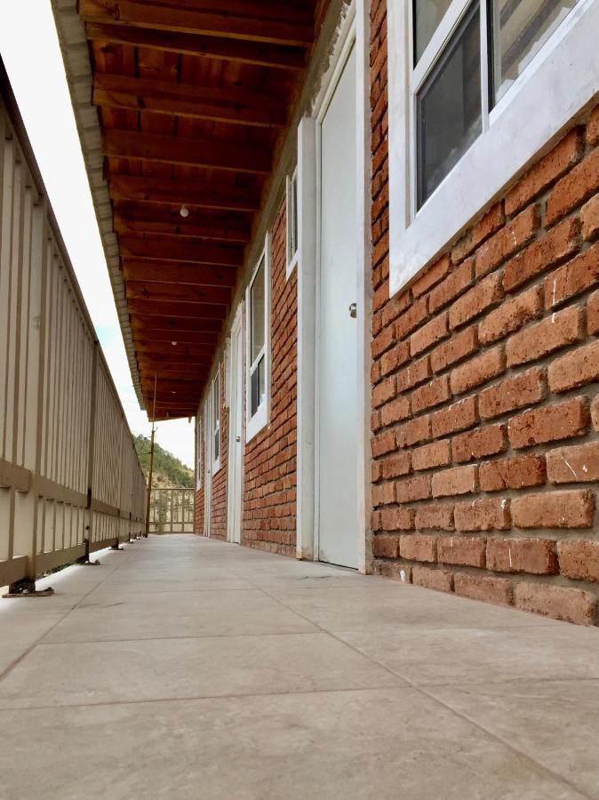 Hotel Colibri Creel Exterior photo